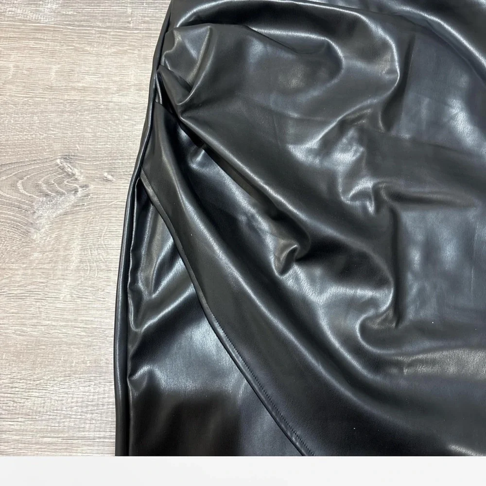 Black Faux Leather Draped Wrap Midi Skirt Size Medium - Picture 6 of 9